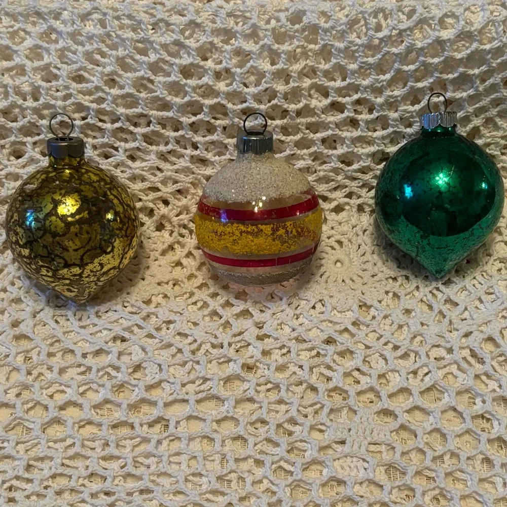Shiny Brite Vintage Christmas Ornaments Set Mercury Glass Gold Green White Red